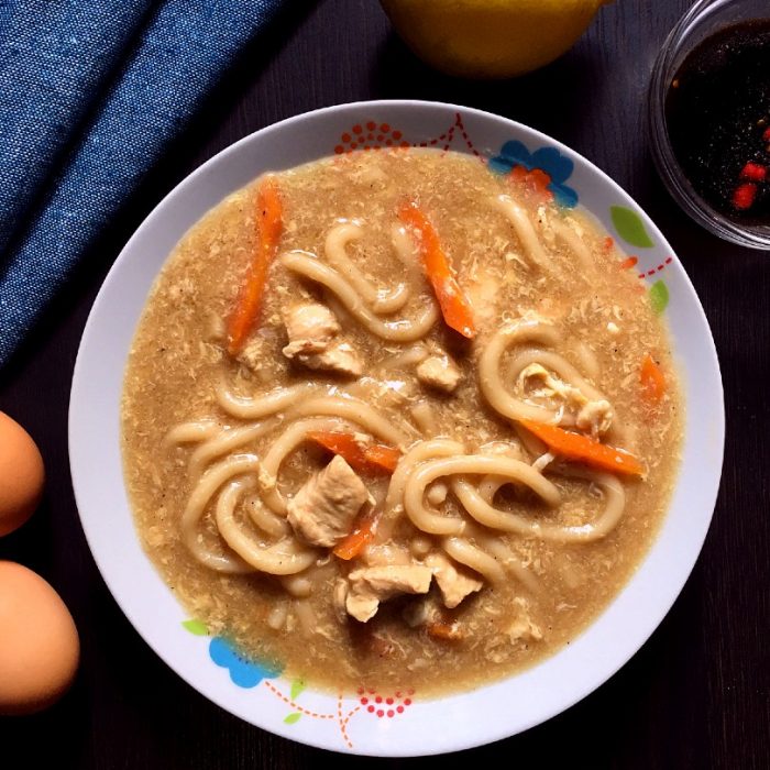 lomi with eggs and lemon
