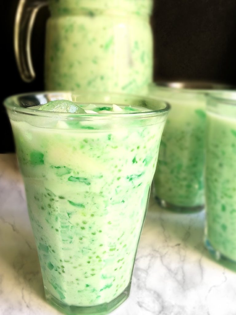 buko pandan drink in glasses with ice