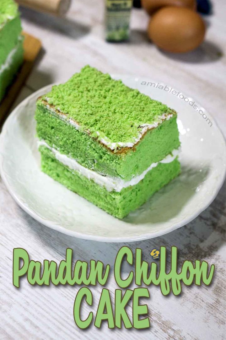 slice of green pastry with cream filling